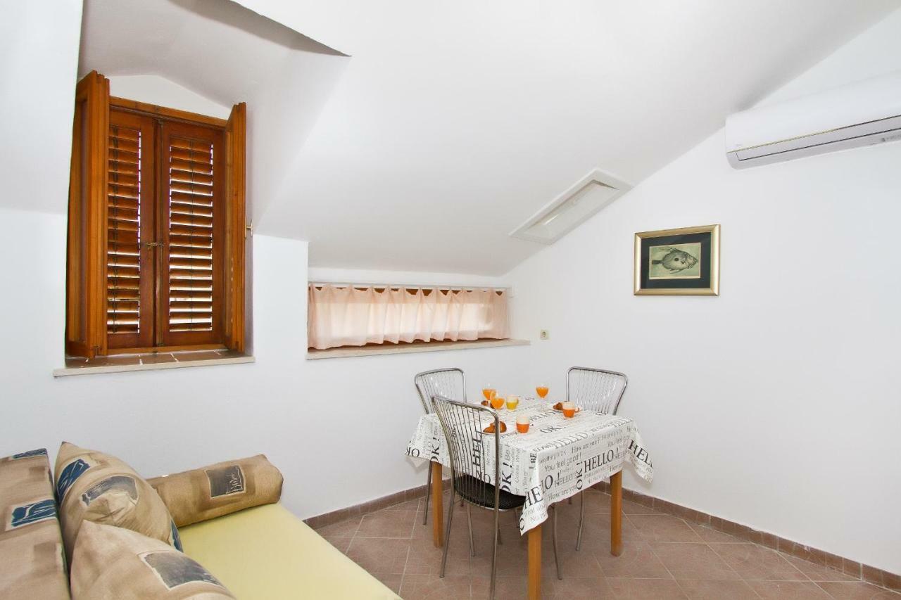 Apartment Center Marija Vodice Kültér fotó